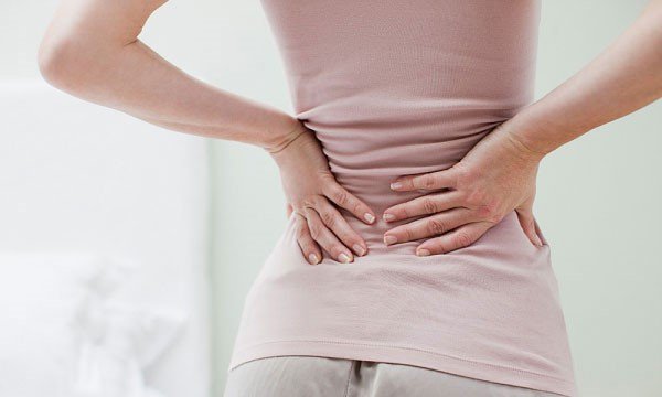 Tại sao đau vùng hông sau sinh mổ ?