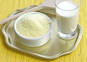 Không có sữa mẹ, nuôi con bằng sữa công thức có tốt không?