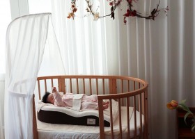 Trẻ từ bao nhiêu tháng tuổi thì có thể ngủ riêng cha mẹ