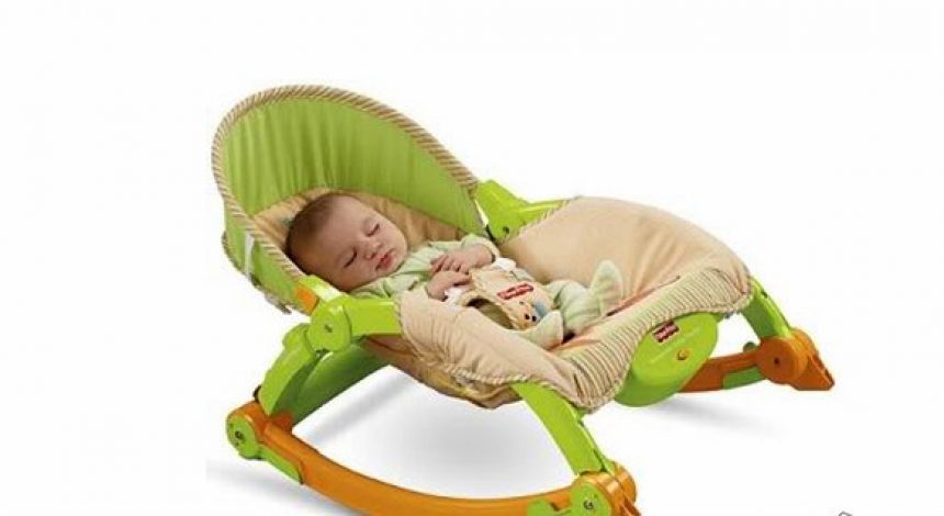 Ghế rung giúp bé ngủ ngon hơn.